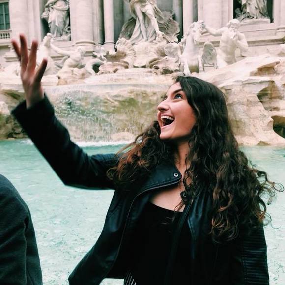 Meet your Posher, Isabella - Picture 1 of 1